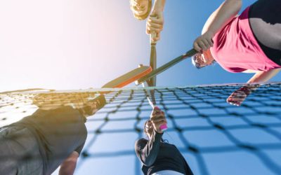 Pickleball en entreprise : un sport simple pour booster coopération et intelligence émotionnelle!